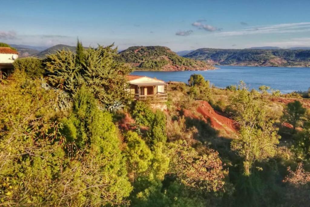 Apartamento 22 M2, Terrasse Vue Lac, Dans Propriete Face Au Du Salagou