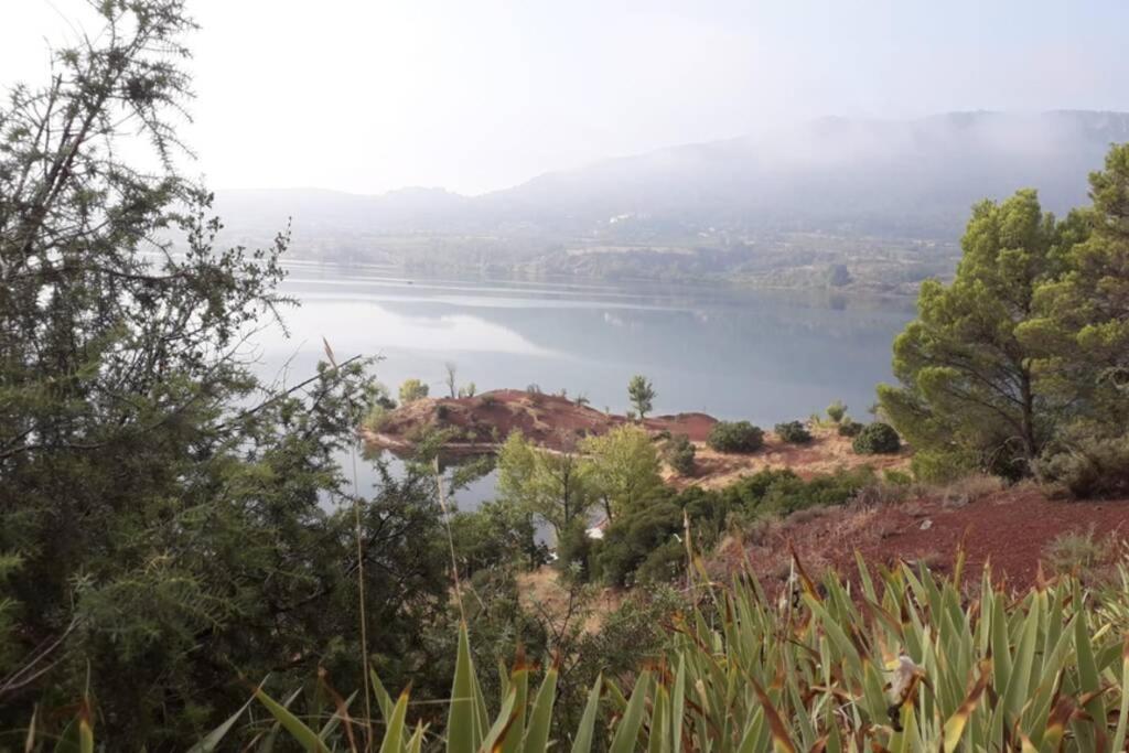 22 M2, Terrasse Vue Lac, Dans Propriété Face Au Du Salagou